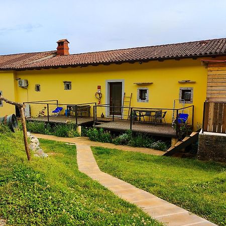 Homestead Zavadlal - Domacija Zavadlal Komen Exterior foto