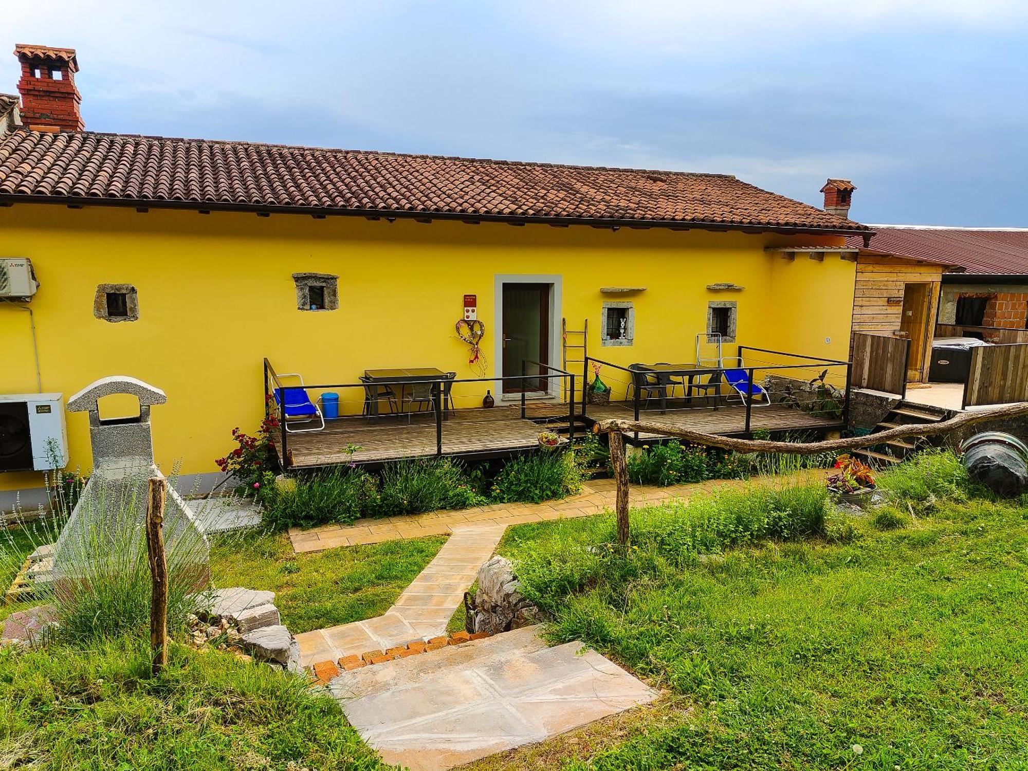 Homestead Zavadlal - Domacija Zavadlal Komen Exterior foto
